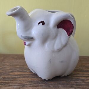 Vtg Ceramic Elephant Pitcher